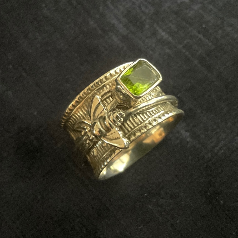 Artisan Sterling Silver & Green Peridot Bee Ring 8